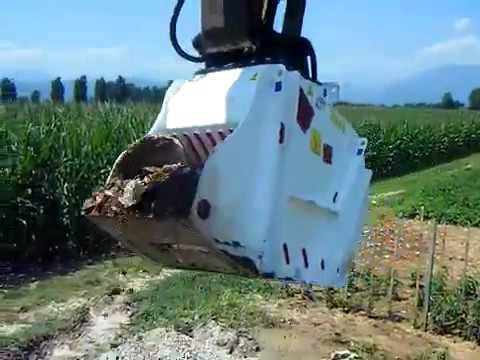 Дробильный ковш Crusher (Италия) смотреть онлайн