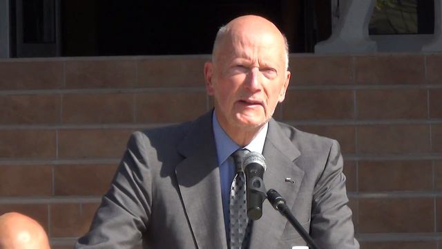 Симеон Сакскобургготски в УниБИТ (откриване на академичната година) смотреть онлайн