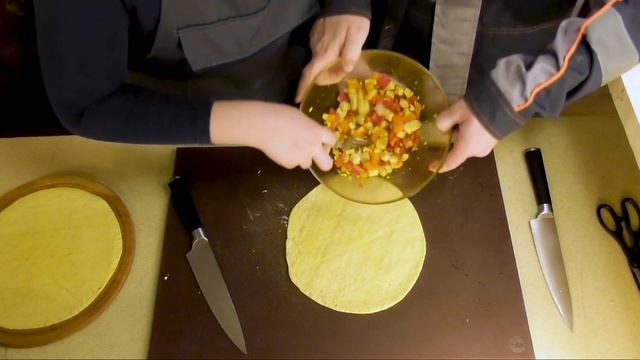 Лепешка с курицей. Георгий Апухтин смотреть онлайн