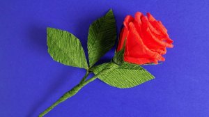 как сделать подарок маме на 8 марта _ роза из гофрированной бумаги пошаговая инструкция