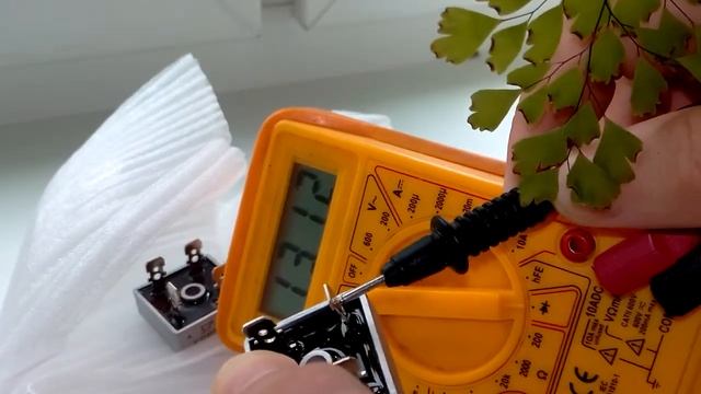Диодные мосты KBPC 5010 смотреть онлайн