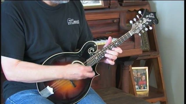 Rob Haines plays a Gibson F4-G смотреть онлайн