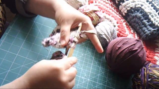 Мастер класс вяжем круглый бабушкин коврик смотреть онлайн