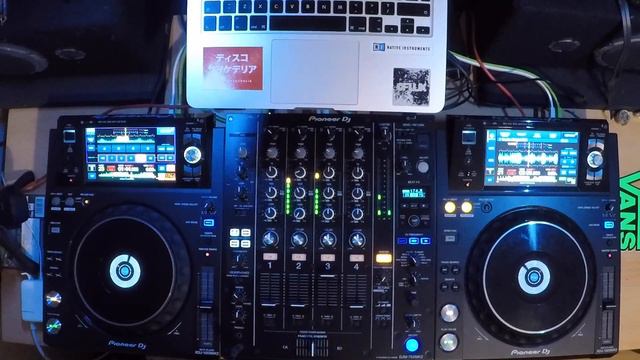 DnB Mini Mix | October 2018 | XDJ 1000 MK2's | DJM 750 MK2 смотреть онлайн