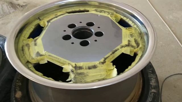 Полированная полка AMG Aero Monoblock II смотреть онлайн