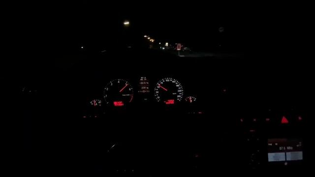 Audi A8 D2 3,7 V8 260 HP 2001City Drive Sound Acceleration Fun смотреть онлайн
