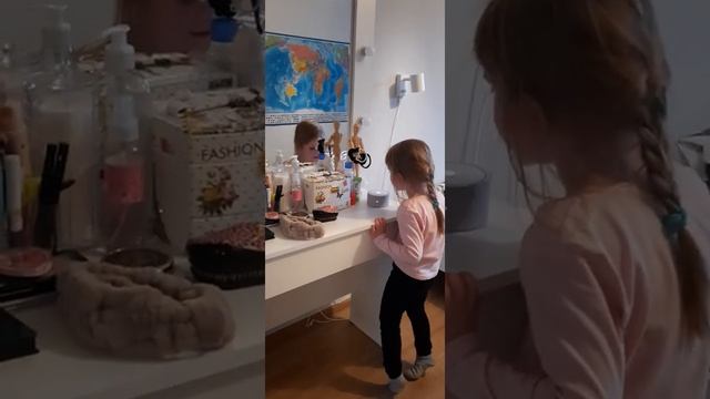 УГАРНОЕ ВИДЕО !!! Ребенок разговаривает с #алиса смотреть онлайн