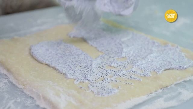 Булочки с творожно-маковой начинкой смотреть онлайн