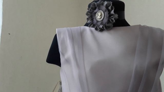 Шикарный комплект для девочки. Корсет и юбка с украшением. смотреть онлайн