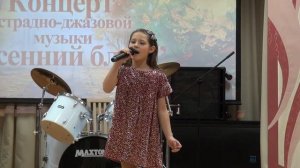 КРАСНЫЙ КОНЬ Алиса Новожилова 9 лет