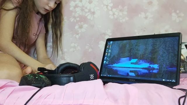 Подарки На День Рождения..! Обзор Наушников Defender Scrapper 500! Тест Микрофона! смотреть онлайн