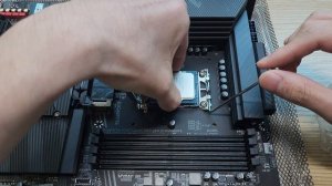 Installation of Intel i7-14700K CPU on Gigabyte Z790 Aorus Elite X Motherboard