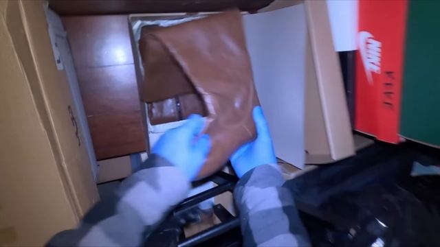 Вот так бы всегда!!! Находки в брошенном контейнере. смотреть онлайн