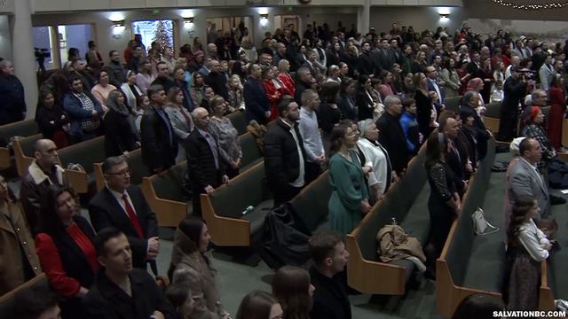 Общее пение «Радуйся мир! Христос рождён…»