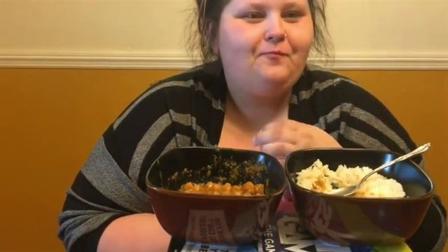 Amberlynn Reid declares she has had enough but keeps on eating. PART 2 смотреть онлайн