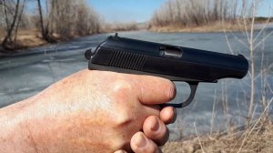 МР-654К  Cal 4,5mm/ пострелушки по бутылке.