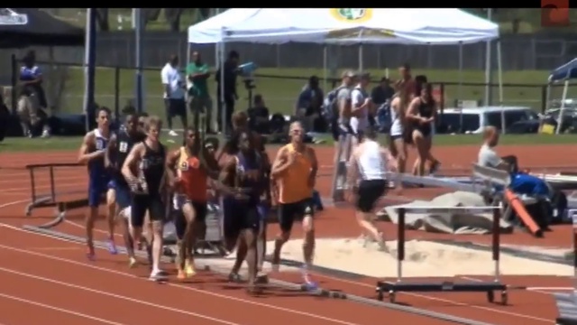 Джереми Уоринер бежит 800м