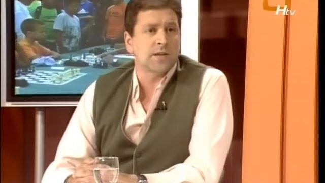 Entrevista a Javier Fontana. Htv 5 de Mayo de 2010.mpg смотреть онлайн