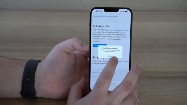 How to Update to iOS 16 NOW (Official and FREE)! смотреть онлайн