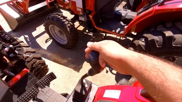 Mahindra 1626 HST 4WD