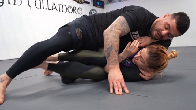 The Folding Pass | Mount | BJJ Open Guard Passing смотреть онлайн