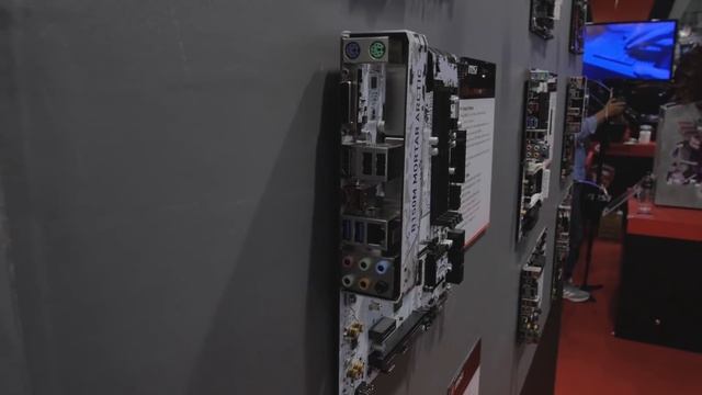 MSI Z270, Backpack PC, X99, & Gaming Laptops | Computex 2016 смотреть онлайн