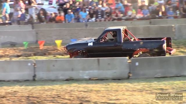 Custom Ford Ranger Tough Truck Race смотреть онлайн