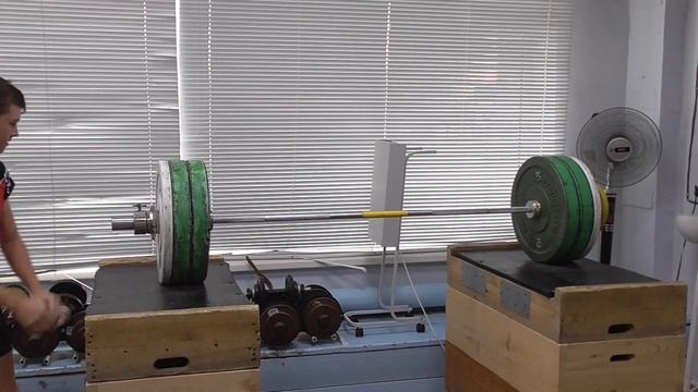 Шумихин Артур, 14 лет, вк 45 Толчок с высоких плинтов 73 кг Есть Личный Рекорд! смотреть онлайн