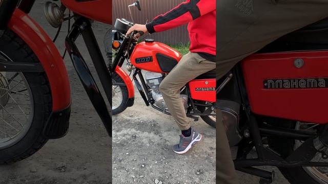 Иж Планета 5 всё как 30 лет назад! смотреть онлайн