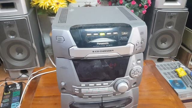 Cục công suất Panasonic AK15 siêu to, có chỉnh EQ. Giá 920.000đ. lh 0966594581 смотреть онлайн