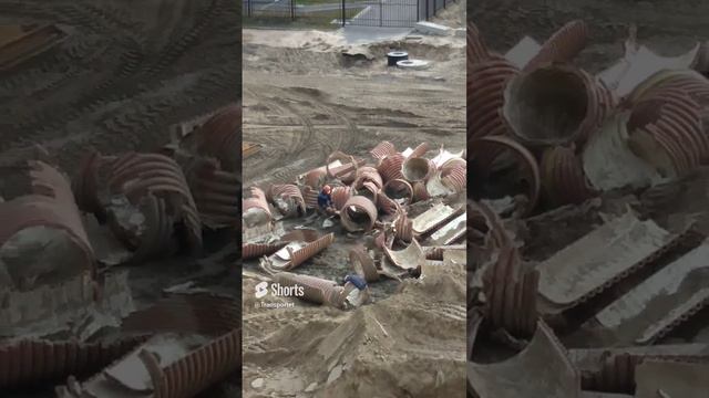 Распиловка старых подземных труб #Shorts #трубы #гастарбайтер смотреть онлайн
