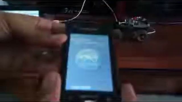 AndroidRobot-socket network~communication.Linksyswrt54Gl - android.mp4 смотреть онлайн