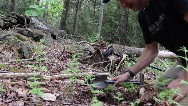 Hard to find colonial cellar hole with hidden treasures metal detecting смотреть онлайн