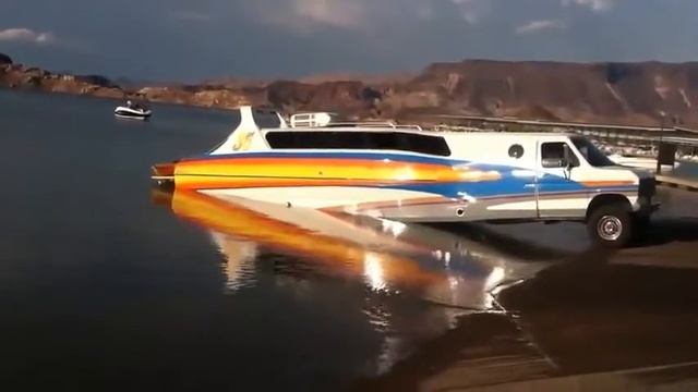 Три в одном автомобиль дом лодка смотреть онлайн