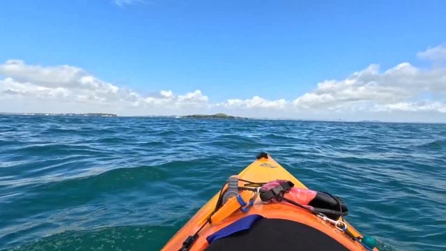 Sea kayak trip to Motuihe island смотреть онлайн