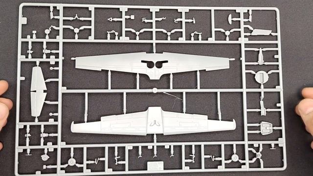 Обзор: Пассажирский самолет Як-40 от Звезды 1:144 смотреть онлайн