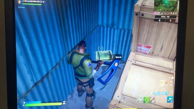Fortnite Intel Q6600 2.44GHZ, AMD R5 240, 4GB Ram, смотреть онлайн