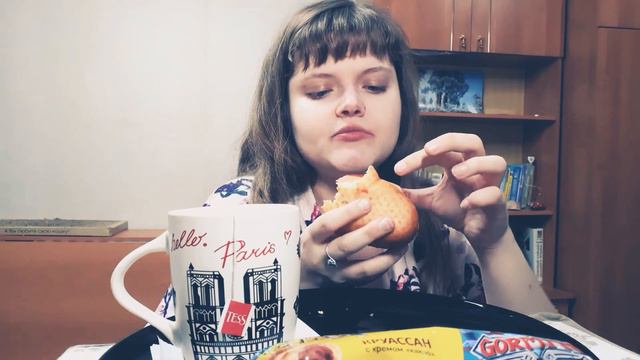 Мукбанг - Хот-дог🌭 и Круассан🥐 - налегаю на Белый хлеб смотреть онлайн