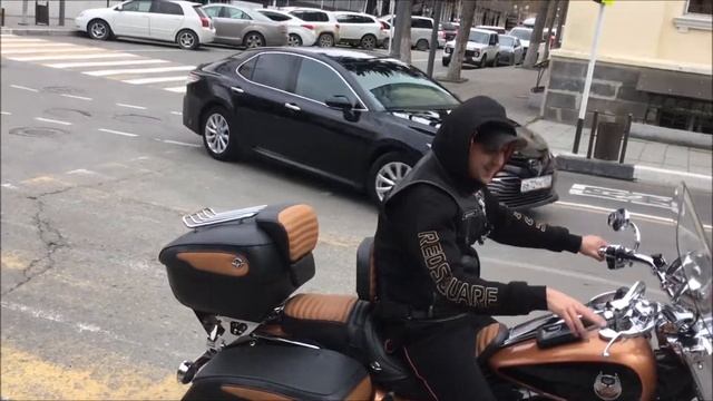 Анапчане на центральной набережной смогли увидеть сразу 200 легендарных "Харлееев". смотреть онлайн