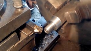 Нарезание резьбы резцом м16x1.5 станок 1к62