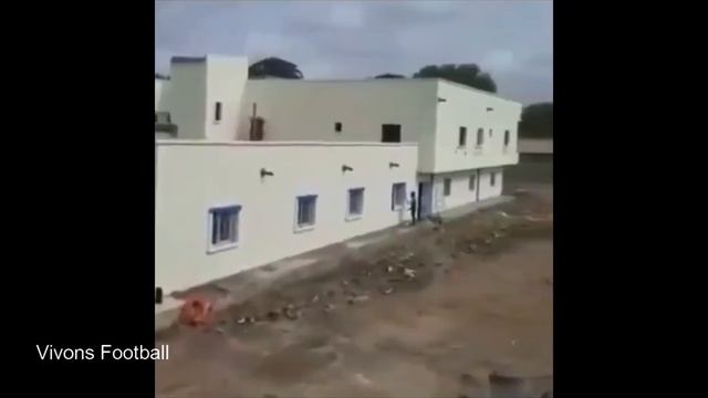 SADIO MANE OFFRE UN HÔPITAL À SON VILLAGE смотреть онлайн