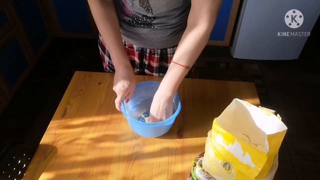 Ароматные блины с малиной