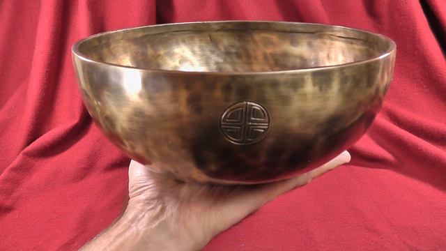 Поющая чаша «Фулл Мун» 25 см, До# 138 Гц, Соль # 415 Гц смотреть онлайн