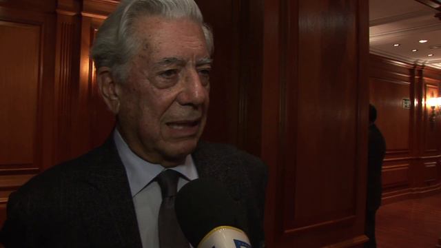 Vargas Llosa premio Carlos Fuentes смотреть онлайн