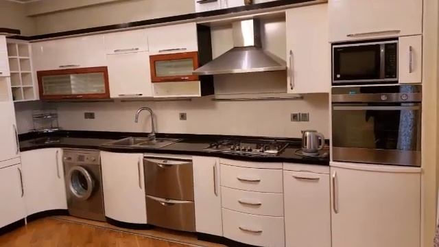 SATILIR! ELMLƏR AKADEMİYASI m/s. YENİ TİKİLİ. 2 otaq, 114 kv.m. QAZ, KUPÇA. 275.000 Azn (051)522681 смотреть онлайн