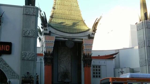 Mann's Chinese Theatre and Hollywood Walk of Fame, Los Angeles, California смотреть онлайн