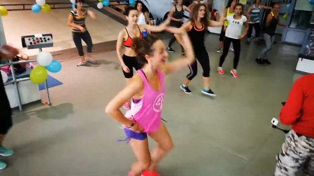 Zumba Дарья Буховец. смотреть онлайн