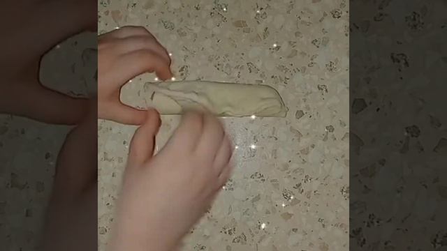 ГОТОВИМ ВКУСНЫЕ СОСИСКИ В ТЕСТЕ!!! смотреть онлайн