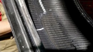 Ремонт прокола бескамерной шины грибком. Надежно и по всем правилам. На глазах у клиента!