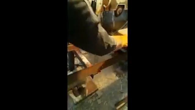 Обрезка краев натурального камня смотреть онлайн